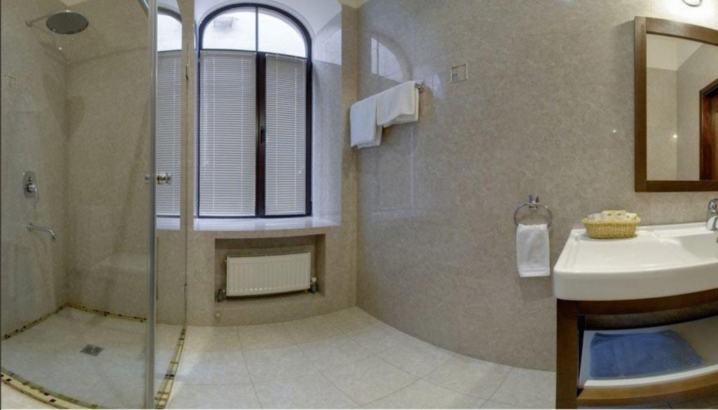 Four Rooms Mini-Hotel Charkov Kamer foto